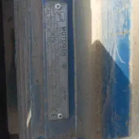 دینام سه فاز با گیربکس