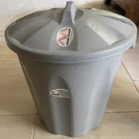سطل پلاستیکی