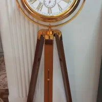 ساعت ایستاده تلسکوپی