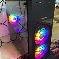 کیس و مانیتور