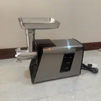 چرخ گوشت دلمونتی
