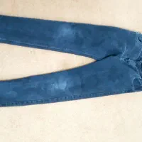 شلوار لی سیاه و اسلش و کش دار