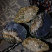 سنگ حقیقت آمیتیست|جواهرات|سنندج, |دیوار