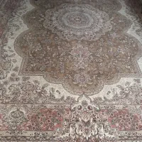 دوعدد فرش 12متره به فورش میرسد