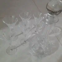 گیلاس خوری لاروس