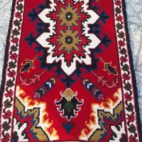 قالی  ۷۰ عرض یک نیم متر طولش
