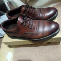کفش چرم بند دار