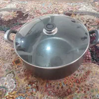 قابلمه تفلون سنگین.    قیمت مقطوع (3600000)