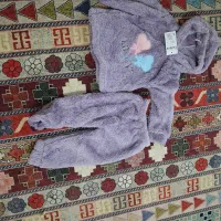 تعداد محدودی لباس گرم بچگانه مونده