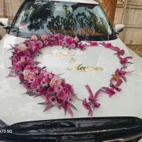 گل/ آرایی ماشین عروس در محل