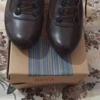 کفش سایز ۳۹