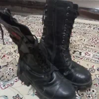 یه تعداد کفش با قیمت مناسب