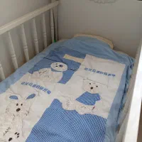 تخت نوزاد یا تخت کودک با تشک طبی|تخت و صندلی بچه|ری, دولت‌آباد|دیوار