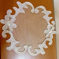 رومیزی کار دست