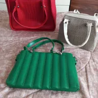 کیف|کیف، کفش، کمربند|هشتگرد, شهرک پامچال|دیوار