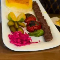 کافه رستوران  ماد