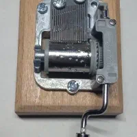 جعبه موزیکال هندلی