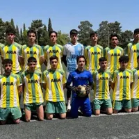 مدرسه فوتبال آریا تمام رده های سنی ثبت نام می کند