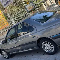 پژو پارس مدل ۹۳فوق العاده سالم و فابریک بدون رنگ