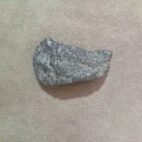فروش سنگ مشکوک به شهاب