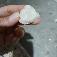 تعدادی سنگ دارم کسی اطلاع ازجنسش داره