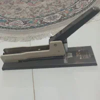 دستگاه منگنه کوب بزرگ جهت کتاب