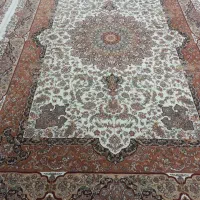فرش ۷۰۰ شانه