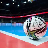 بازیکن فوتسال هستم برای همبازی