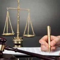 وکیل کارآموز خانم