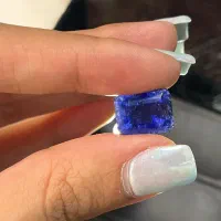 نگین یاقوت کبود آفریقا اصلی  تراش امرالد