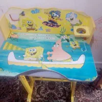 میز تحریر بچگانه