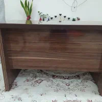 میز سالم در حد نو