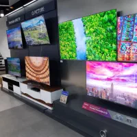 شهر تلوزیون های الجی و سامسونگ استوک پشت ویترینی