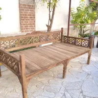 تخت سنتی چوبی مناسب حیاط ورستورانها