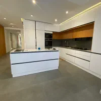 آپارتمان 200 متری 3 نبش چهارراه زرگری