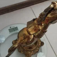 اسب برنز|کلکسیون اشیاء عتیقه|تبریز, |دیوار