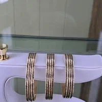 النگو کویر|جواهرات|قم, نیروگاه|دیوار