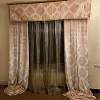 یک جفت دکور مخمل کرم طلایی ملایم و دو عددتور|پرده، رانر، رومیزی|رشت, گلسار|دیوار