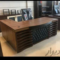 وربانا میز ریاست.  کانتر.  صندلی.|دفتر کار|اشتهارد, |دیوار