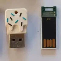 فلش ومموری|لوازم جانبی موبایل و تبلت|نیشابور, خط کاشمر|دیوار