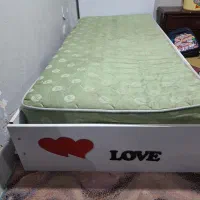 تخت خواب یک نفره