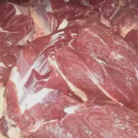 گوشت گوساله و گاو/کشتارروز/فاقد چربی و استخوان