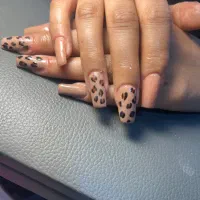 کاشت ناخن سهند فاز ۲|خدمات آرایشگری و زیبایی|سهند, |دیوار