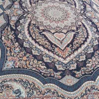 یک تخته فرش ۱۲ متری ۷۰۰ شانه تراکم ۲۵۵۰