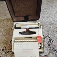 کلکسیونی|کلکسیون اشیاء عتیقه|کرج, حسین‌آباد|دیوار