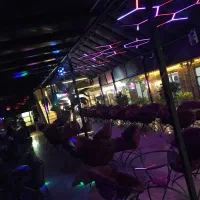 کار درکافه خودمونی