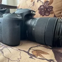 دوربین canon 80d به همراه لنز ۱۸.۱۳۵ و باطری اضافه|دوربین عکاسی و فیلم‌برداری|تهران, بلوار کشاورز|دیوار
