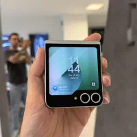 Galaxy Z Flip 6|موبایل|اصفهان, کوی امام|دیوار