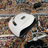 وسایل ناخنکاری|آرایشگاه و سالن‌های زیبایی|لیکک, |دیوار