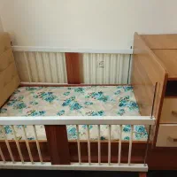 تخت کودک  در حد نو